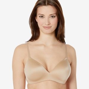 B.TEMPT'D BY WACOAL Style #956281 COLOR: AU NATURAL 38D